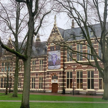 "In De Kloosterhof" Gratis Prive Parkeren Acomodação com café da manhã Assen Exterior foto